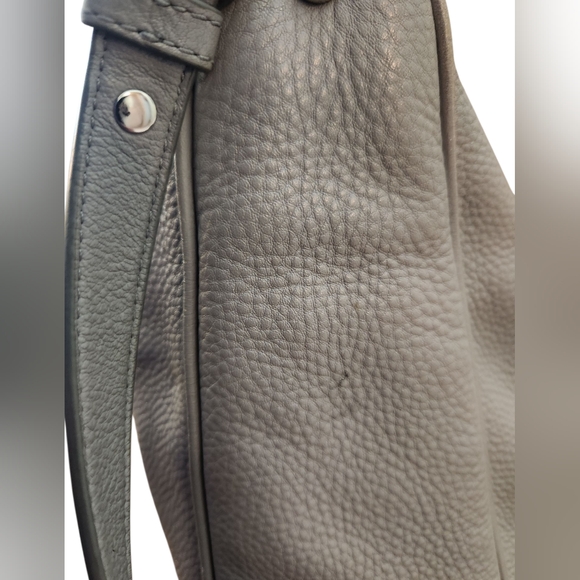 Marc By Marc Jacobs Light Gray Hobo Bag Pre-Loved - Picture 9 of 11